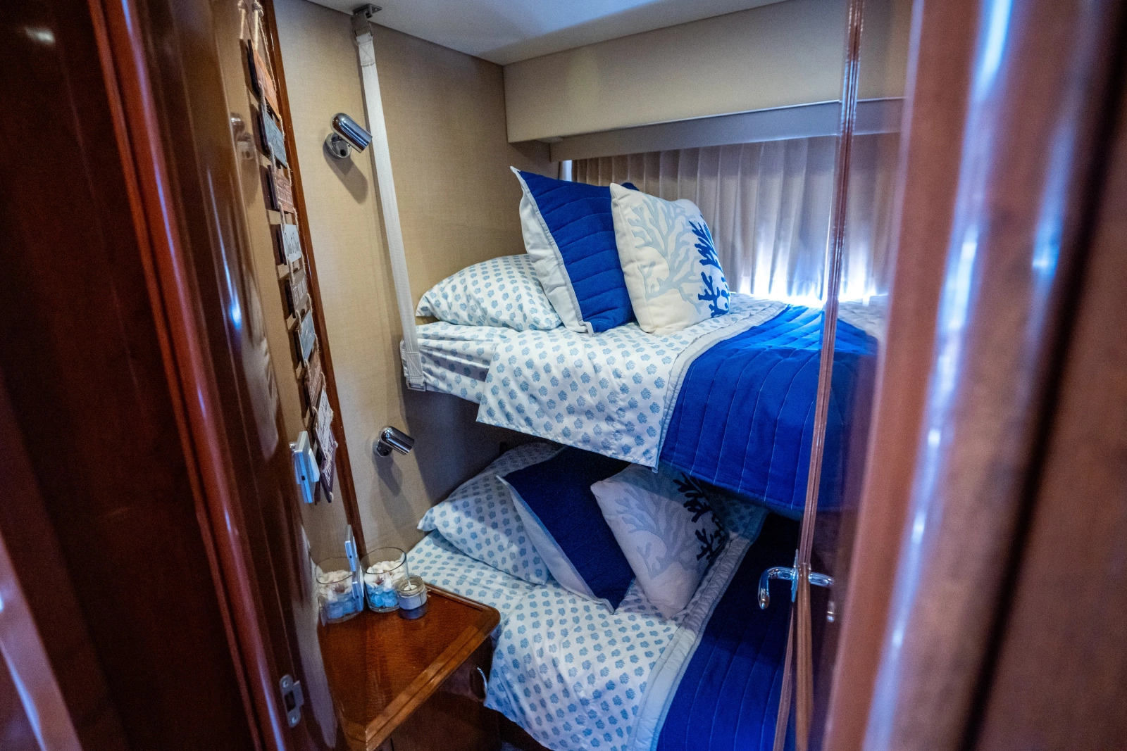 2007 Carver 56 Voyager SE