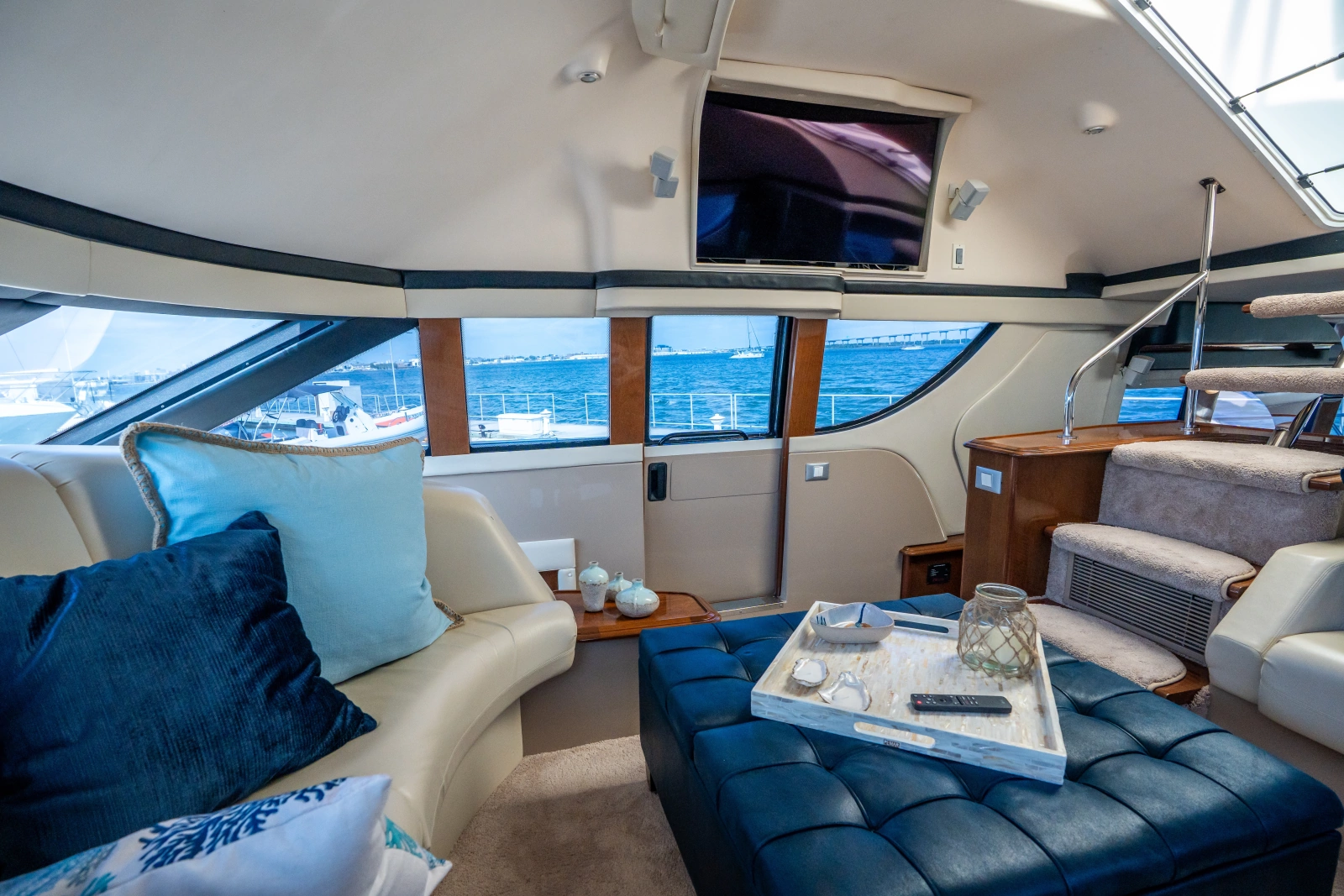 2007 Carver 56 Voyager SE