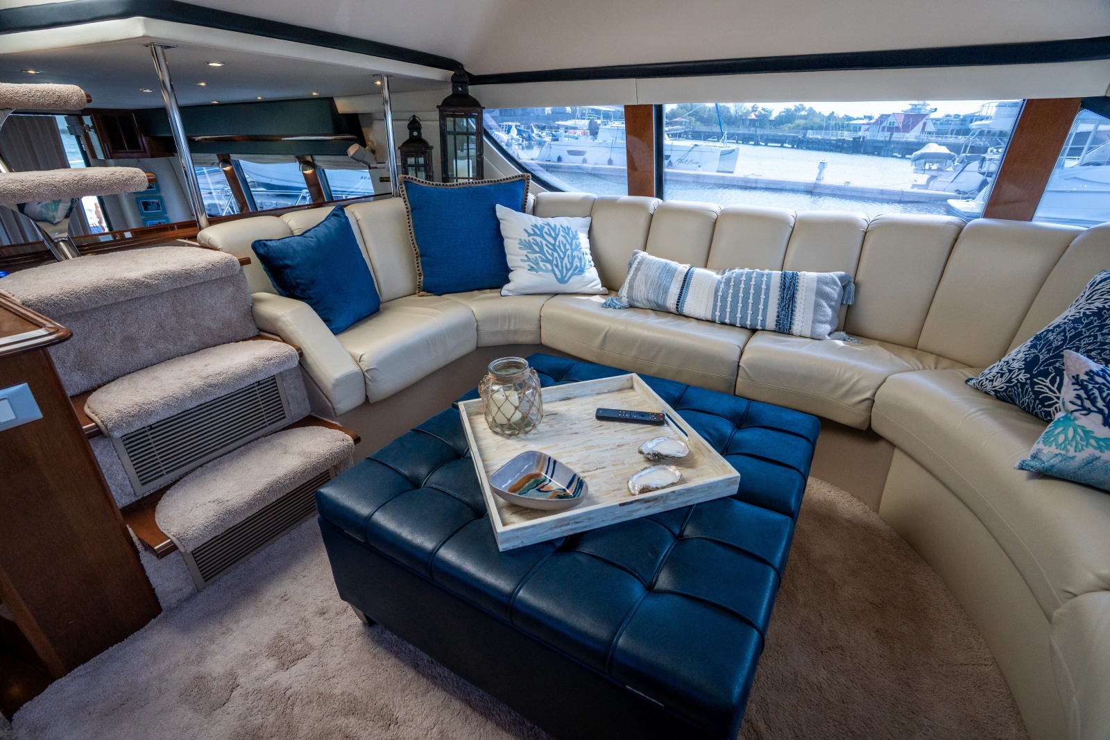 2007 Carver 56 Voyager SE