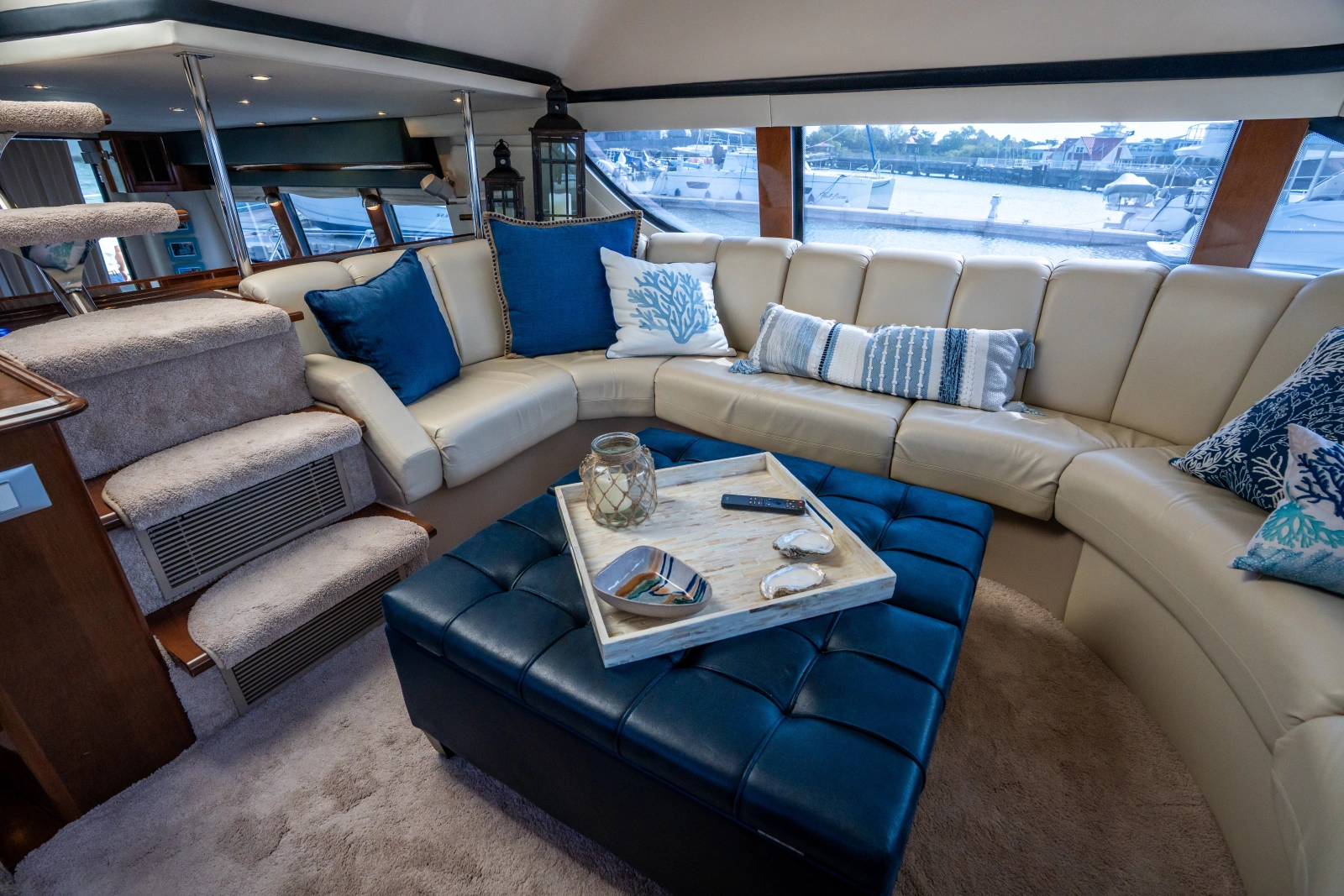2007 Carver 56 Voyager SE