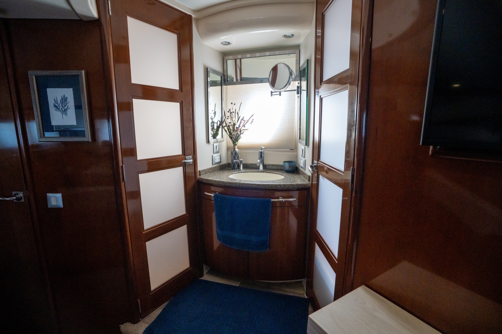 2007 Carver 56 Voyager SE