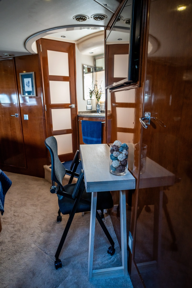2007 Carver 56 Voyager SE