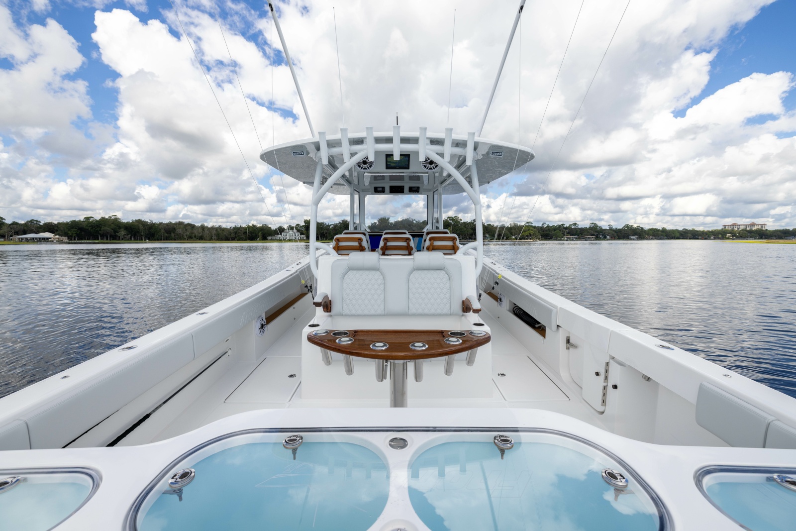 2025 Front Runner Catamaran