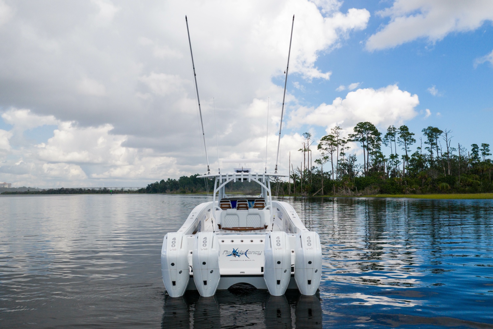 2025 Front Runner Catamaran