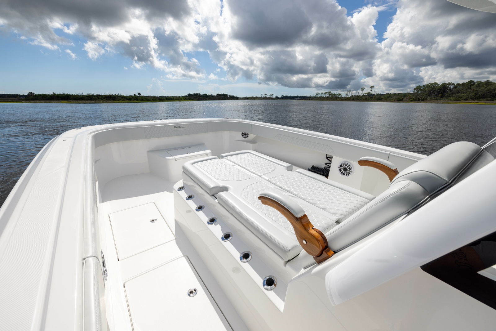 2025 Front Runner Catamaran