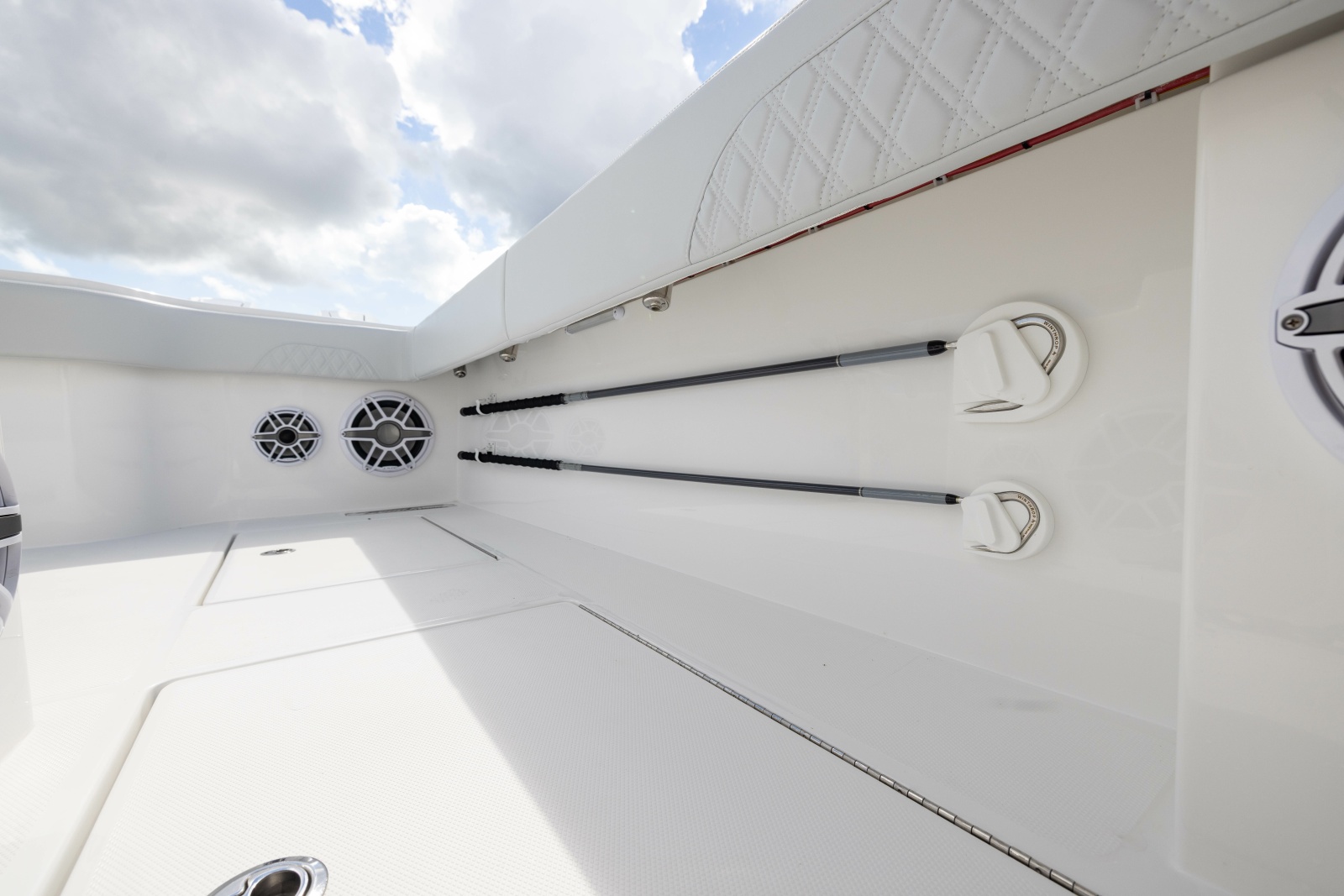 2025 Front Runner Catamaran
