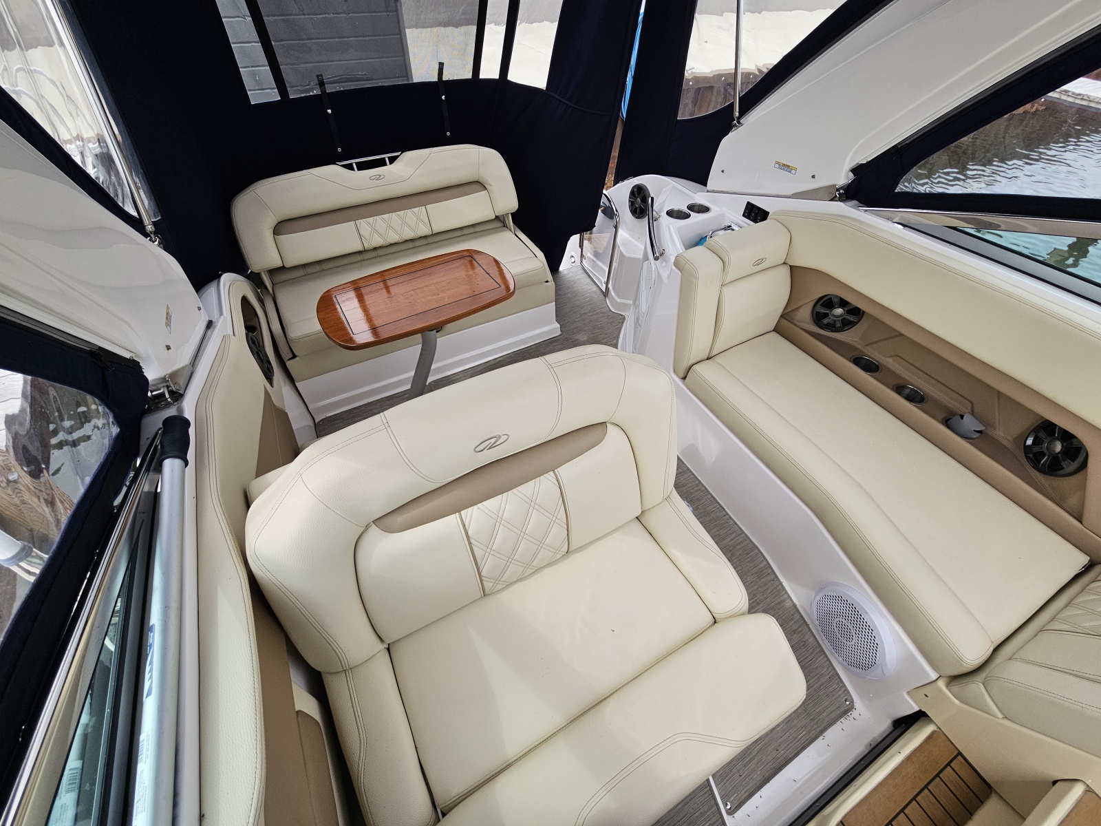 2019 Regal 28 Express