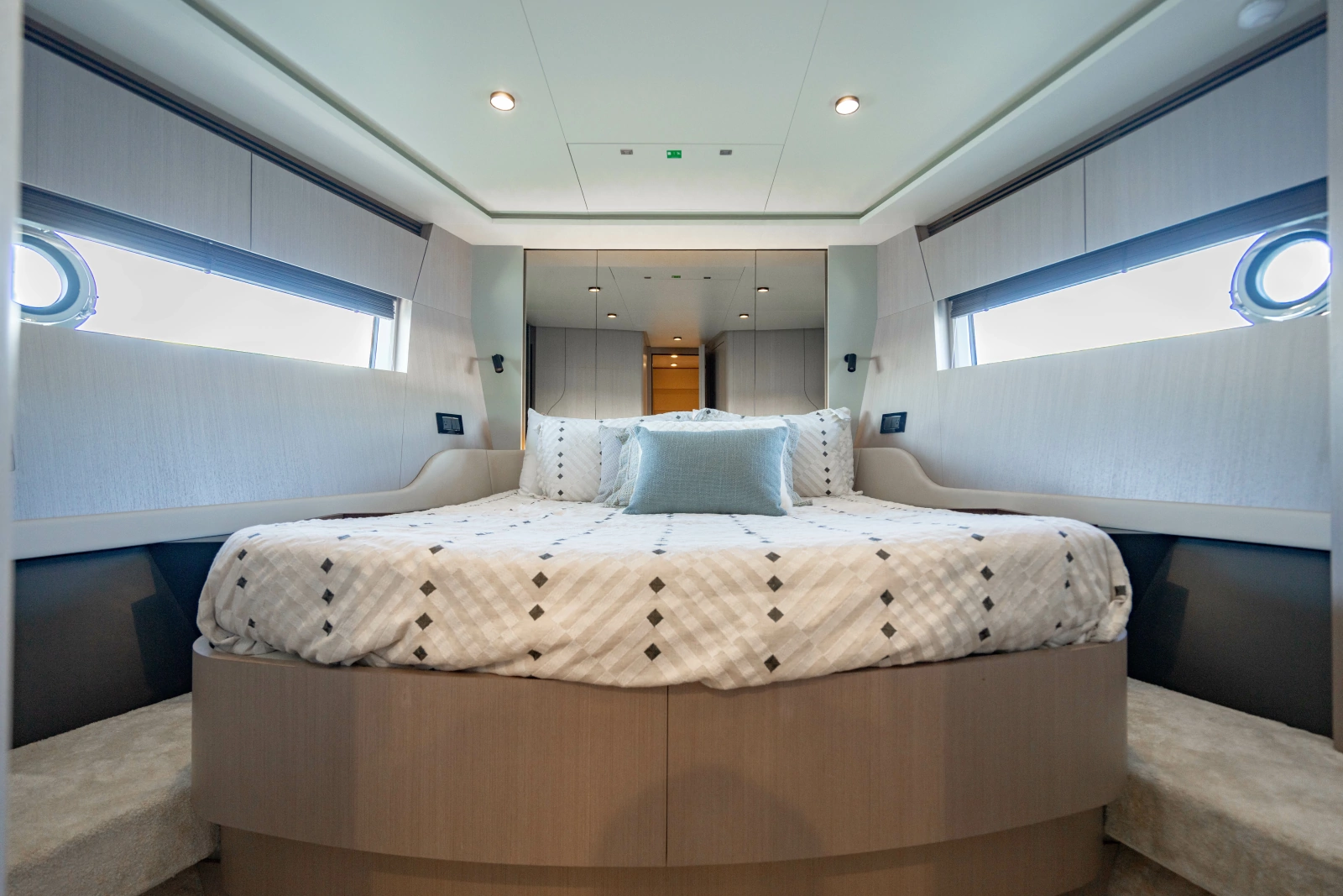 2024 Azimut 