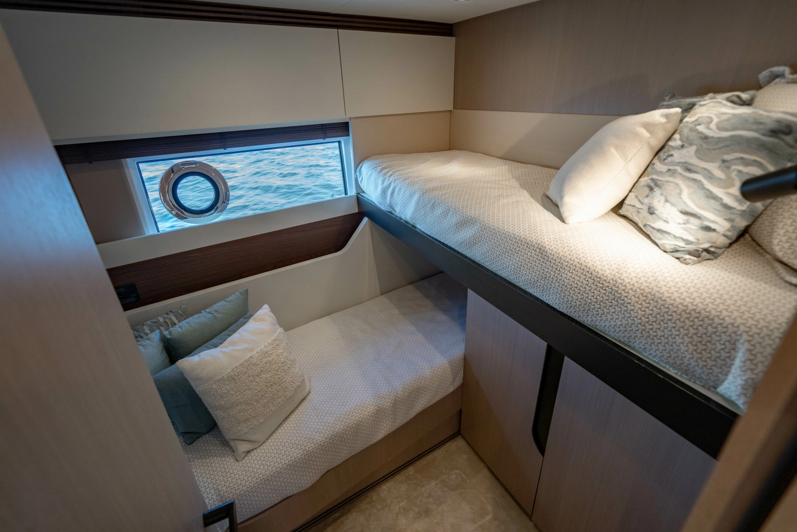 2024 Azimut 