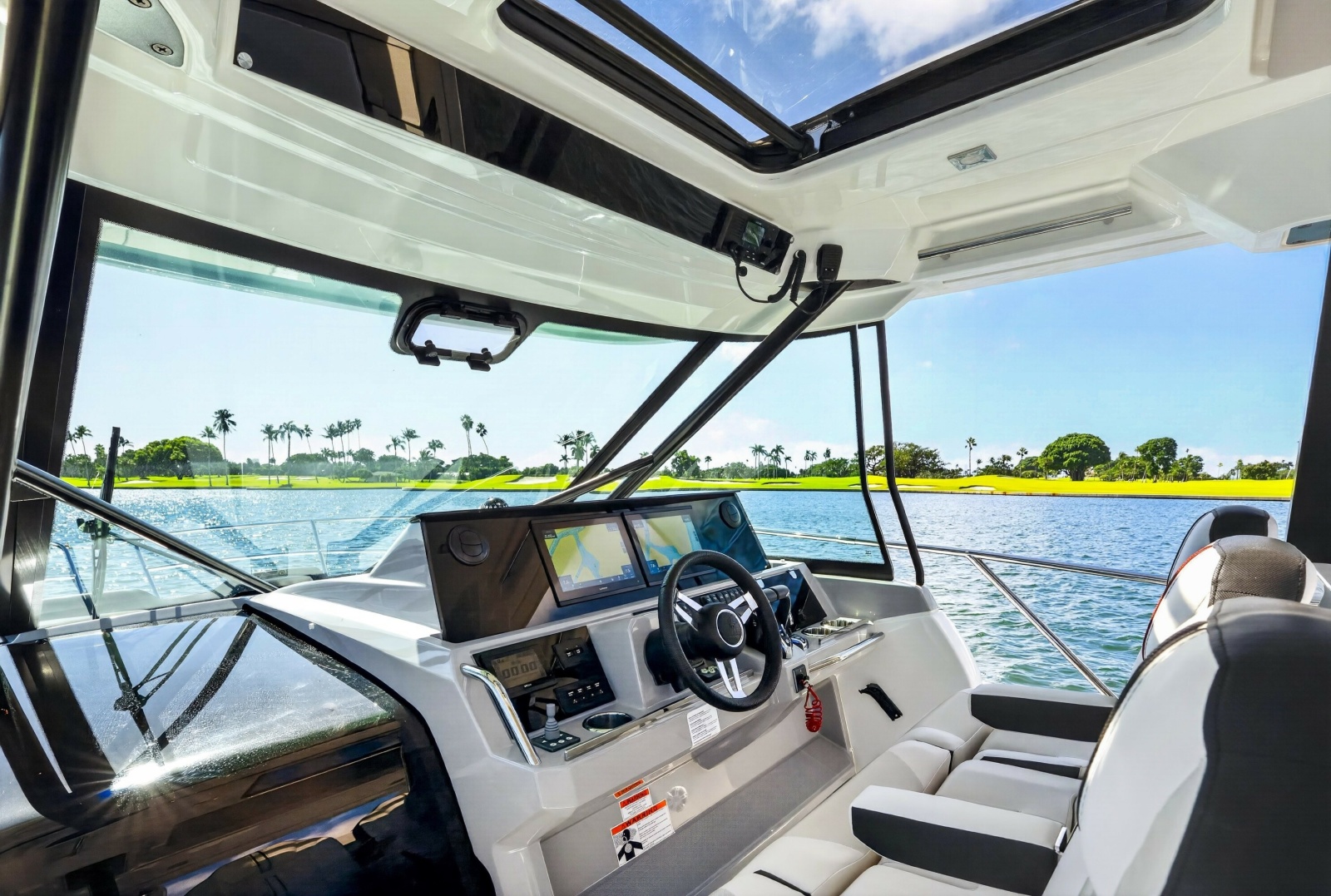 2025 Jeanneau Leader 10.5 WA Series 2