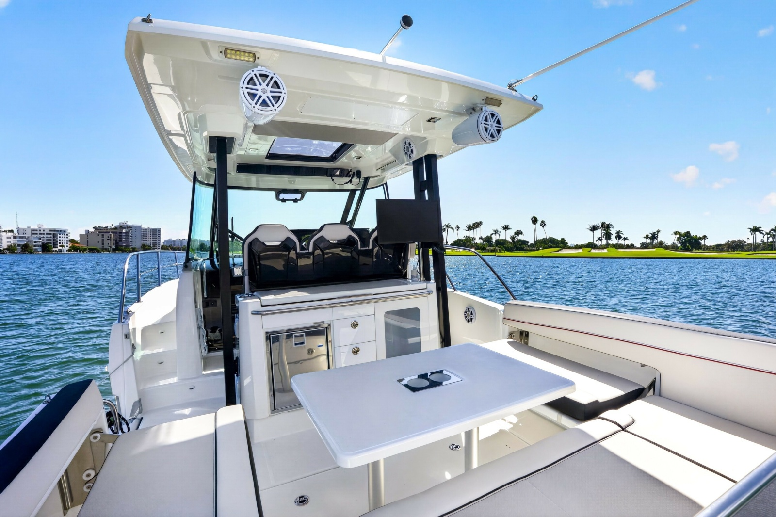 2025 Jeanneau Leader 10.5 WA Series 2
