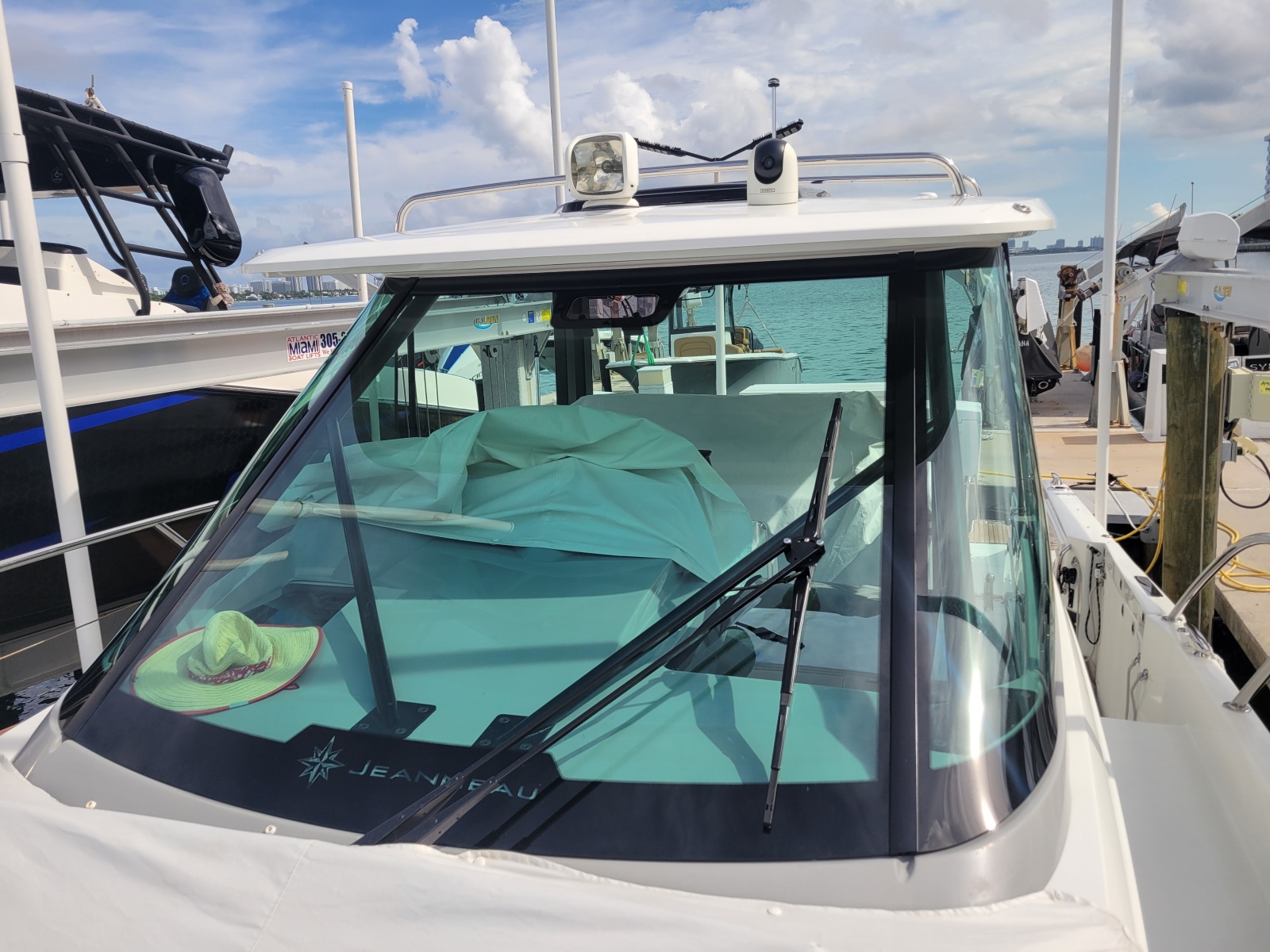 2025 Jeanneau Leader 10.5 WA Series 2