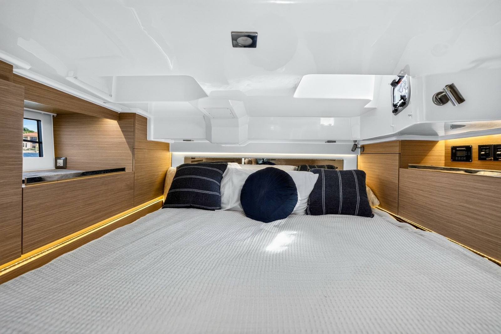 2025 Jeanneau Leader 10.5 WA Series 2