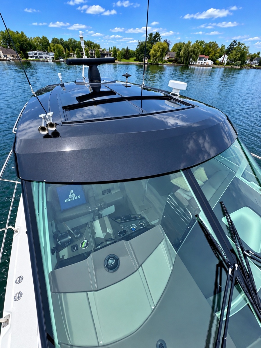 2016 Cruisers Yachts 45 Cantius