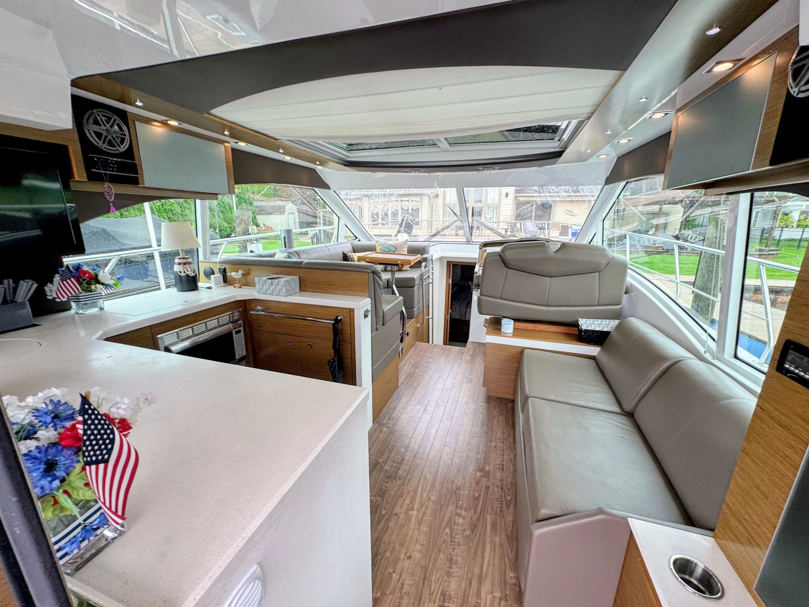 2016 Cruisers Yachts 45 Cantius