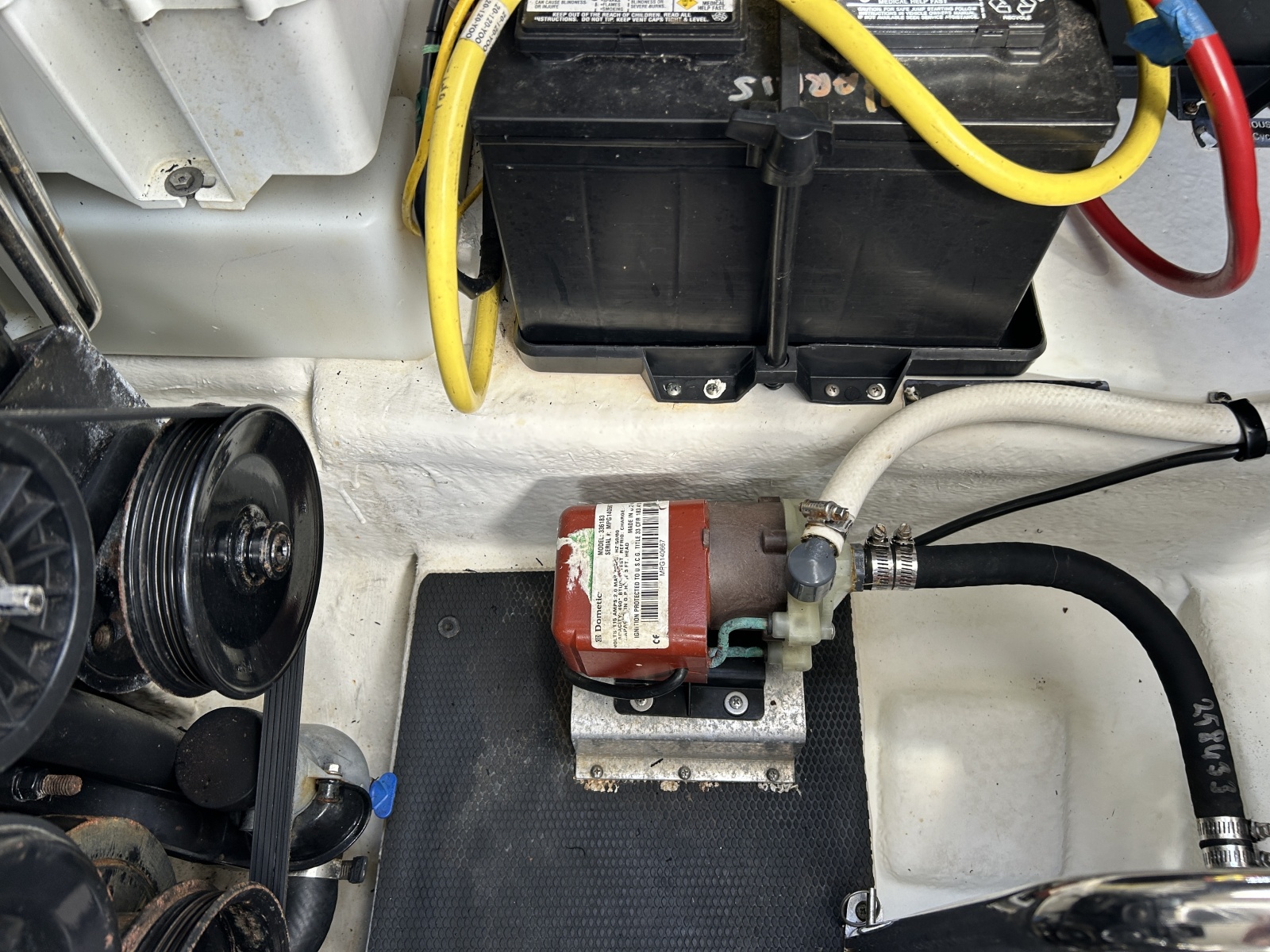 2015 Chaparral 310 Signature