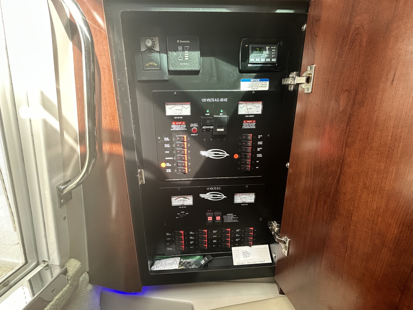 2015 Chaparral 310 Signature