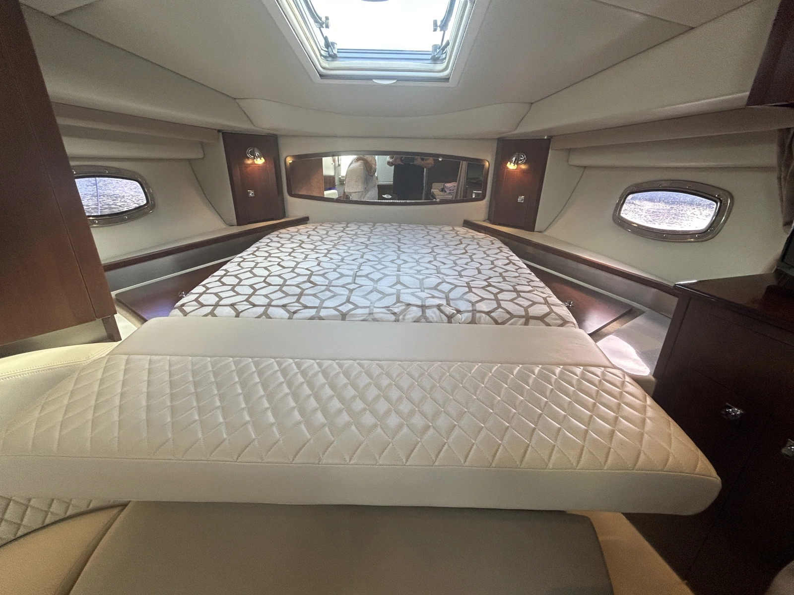 2015 Chaparral 310 Signature