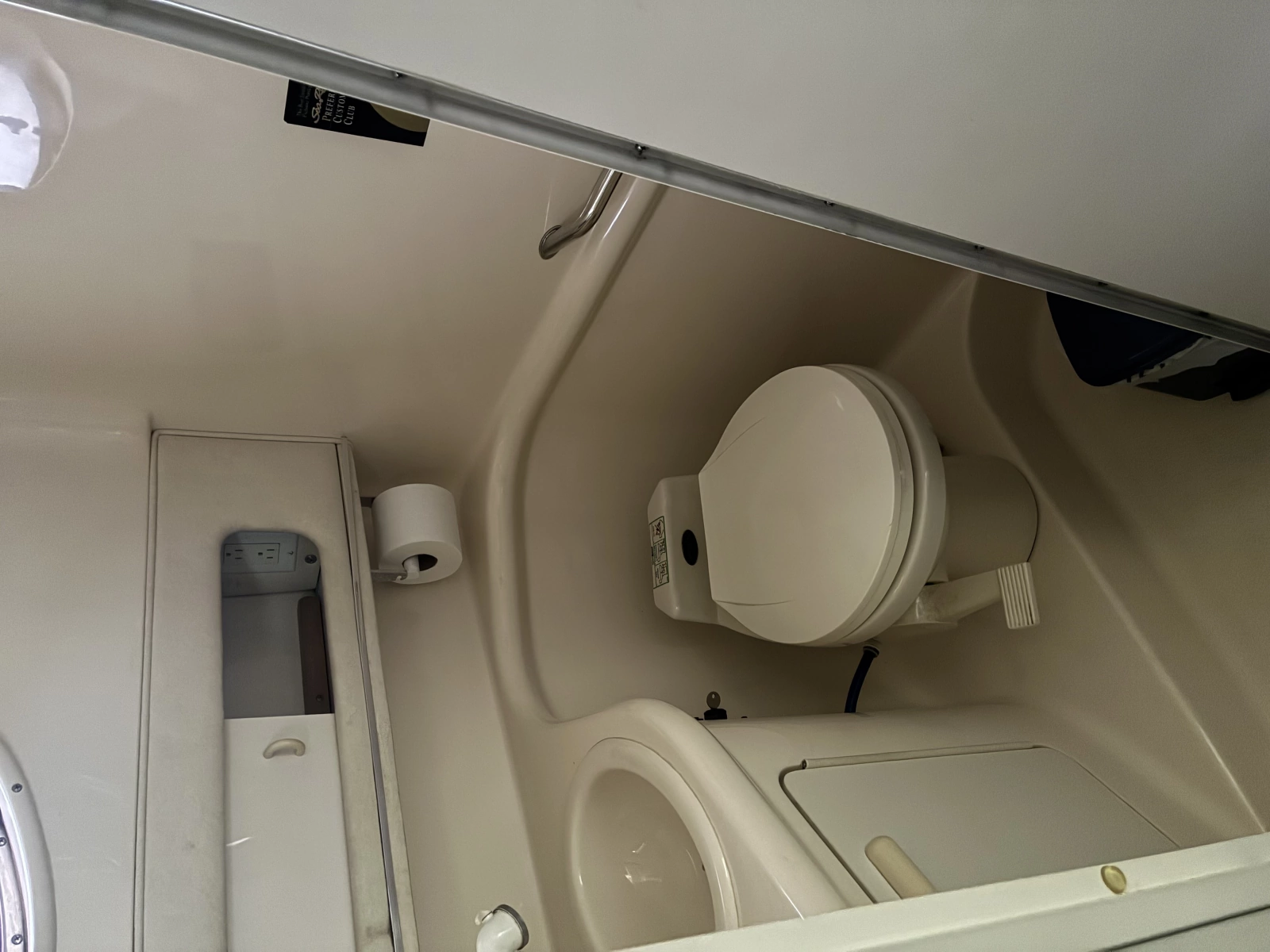 27ft Sea Ray Yacht For Sale