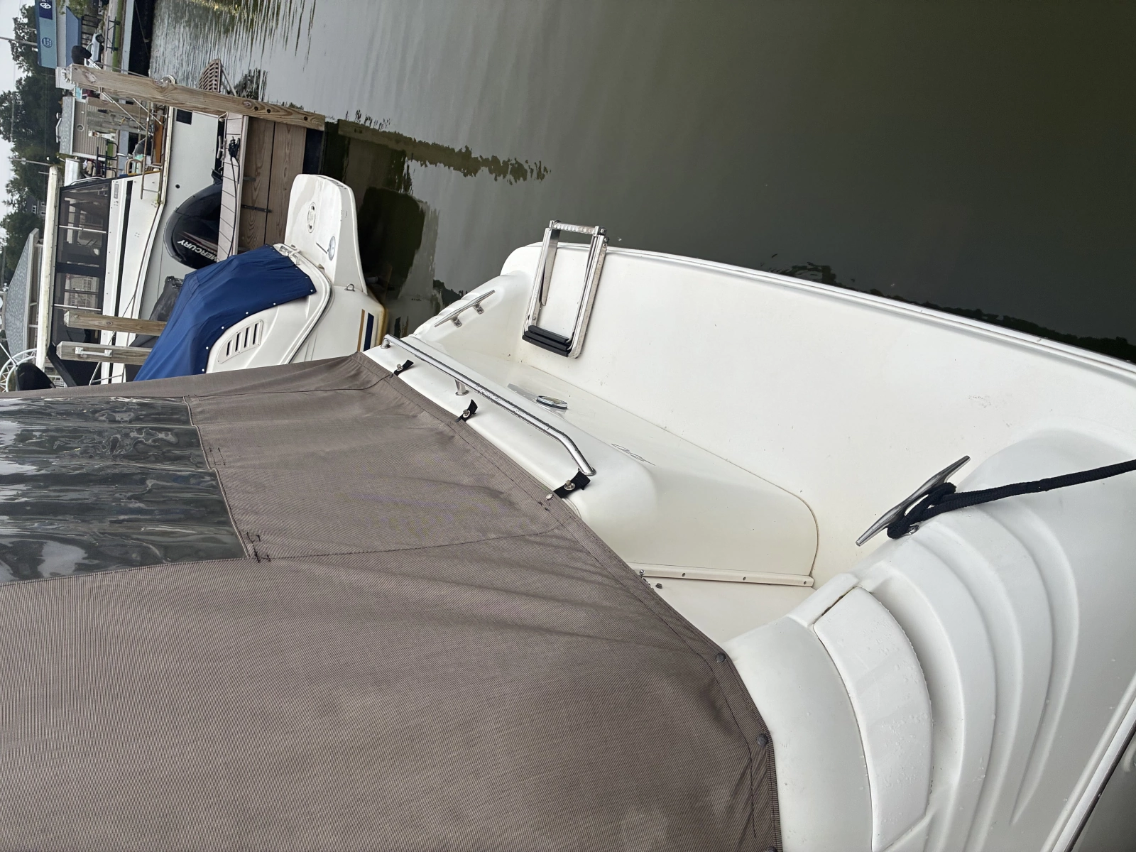 27ft Sea Ray Yacht For Sale