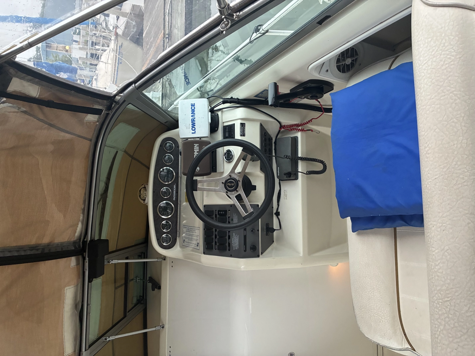27ft Sea Ray Yacht For Sale