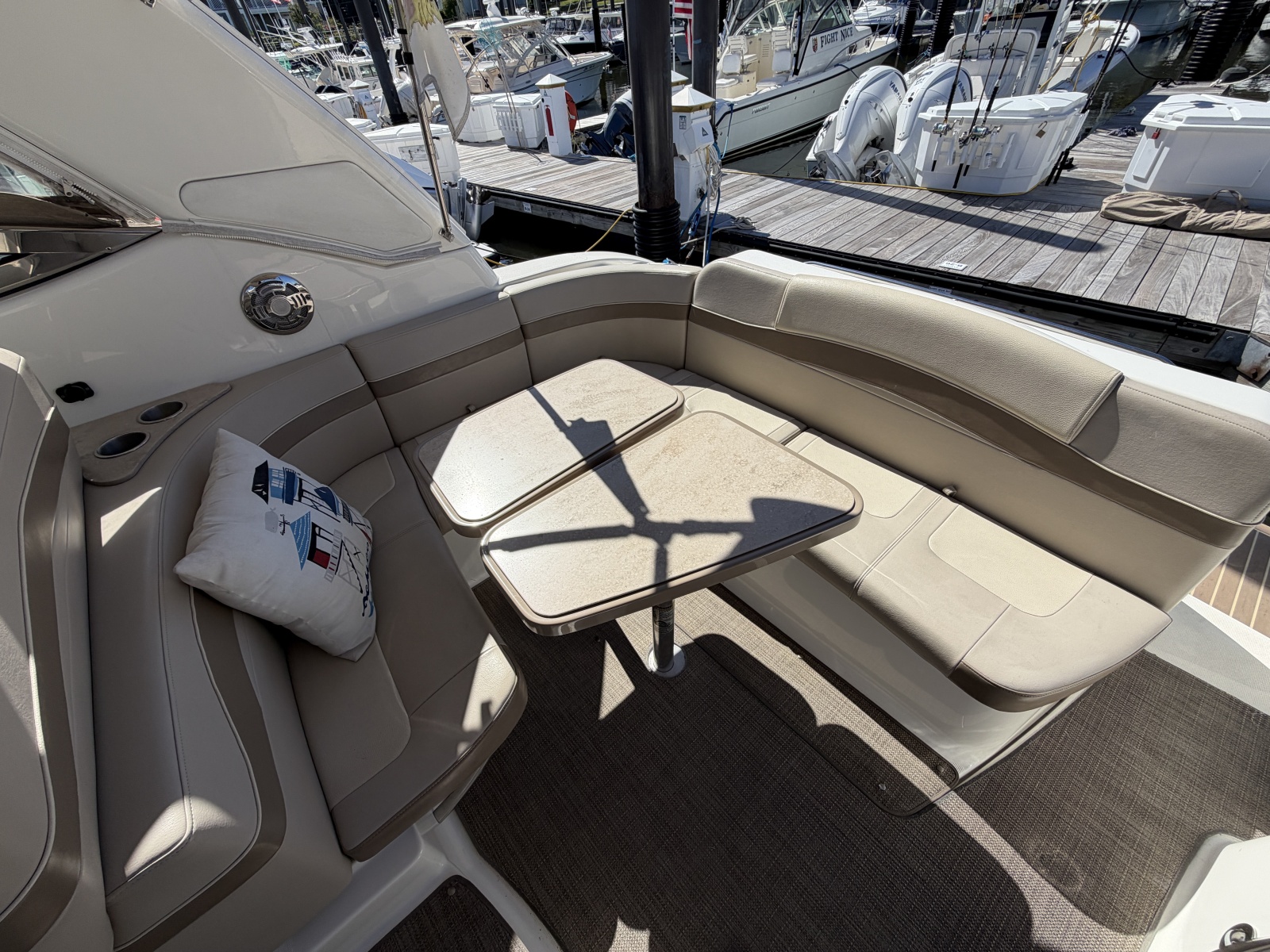 2015 Formula 31 Performance Cruiser