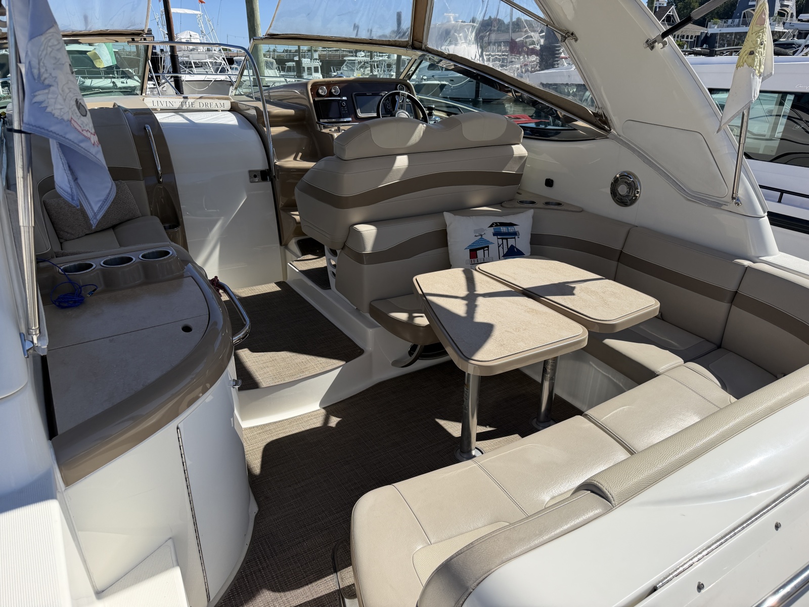 2015 Formula 31 Performance Cruiser