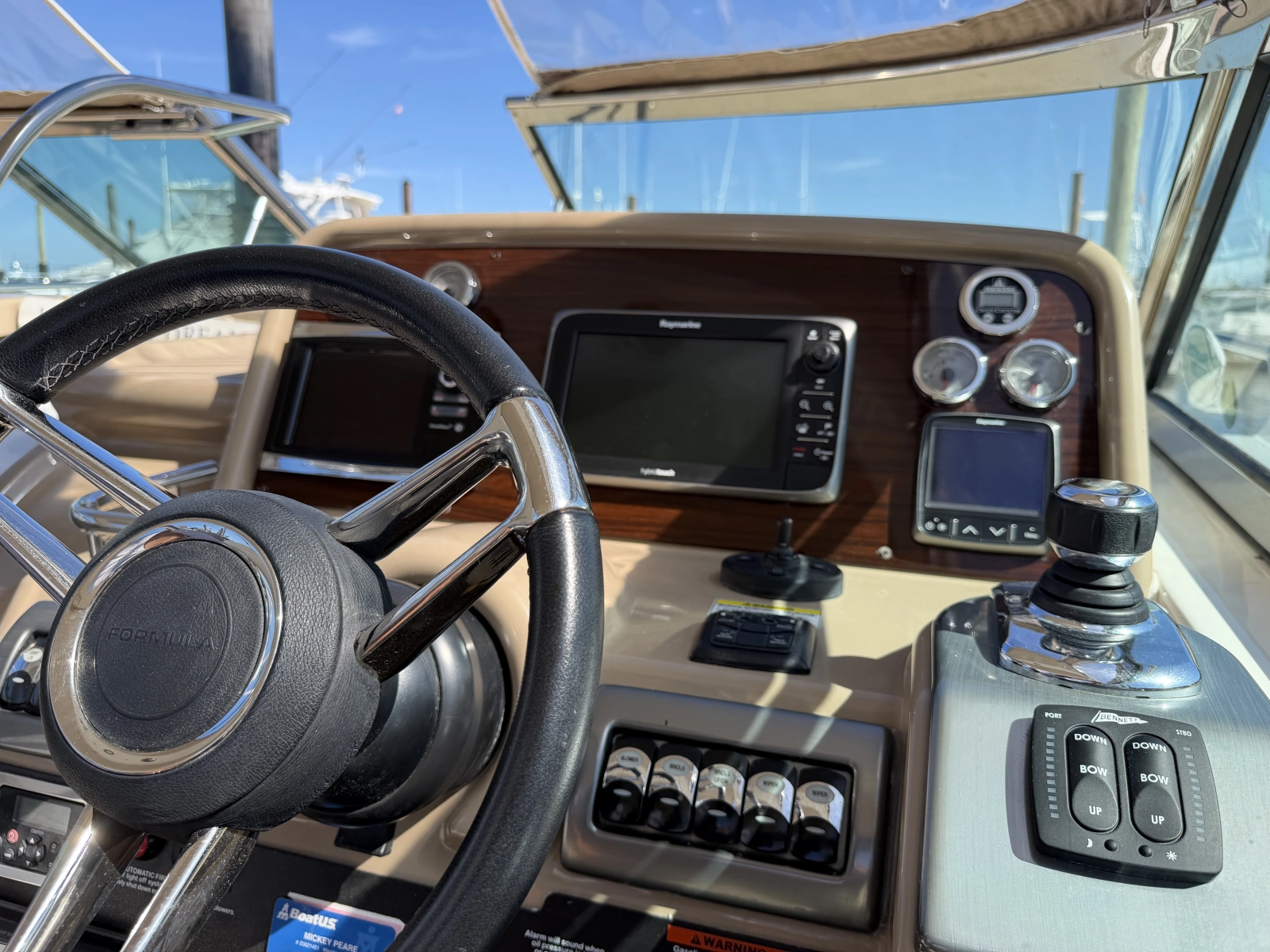 2015 Formula 31 Performance Cruiser