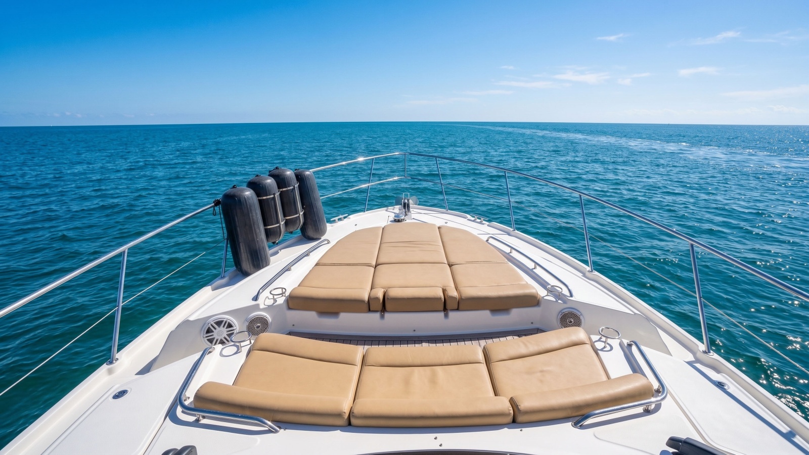 2016 Sea Ray L590