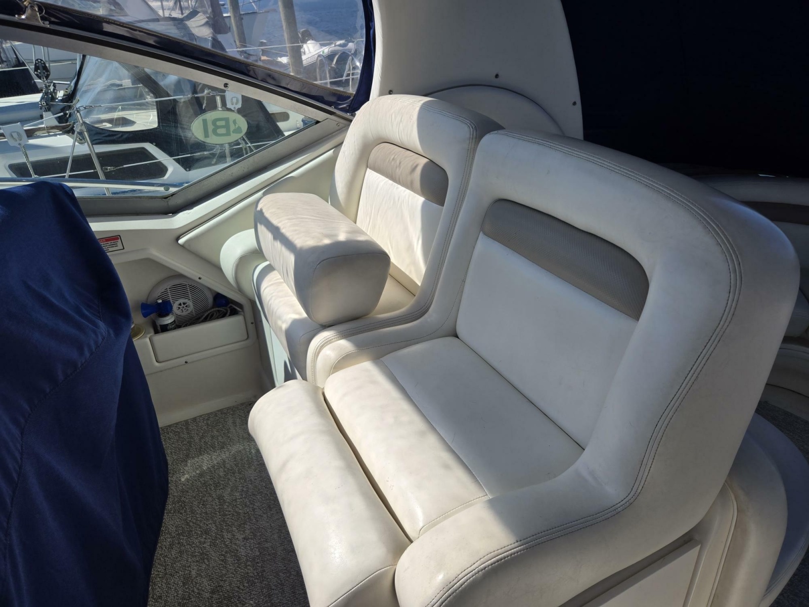 2005 Sea Ray 320 Sundancer