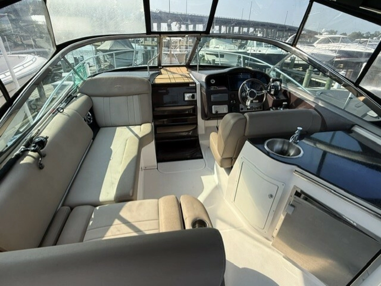 32ft Regal Yacht For Sale