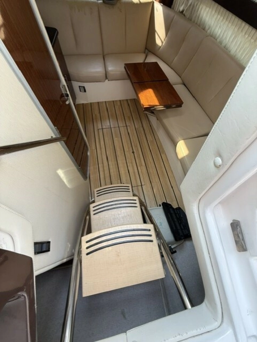 32ft Regal Yacht For Sale