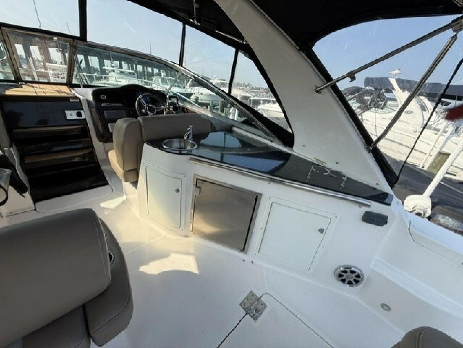 32ft Regal Yacht For Sale