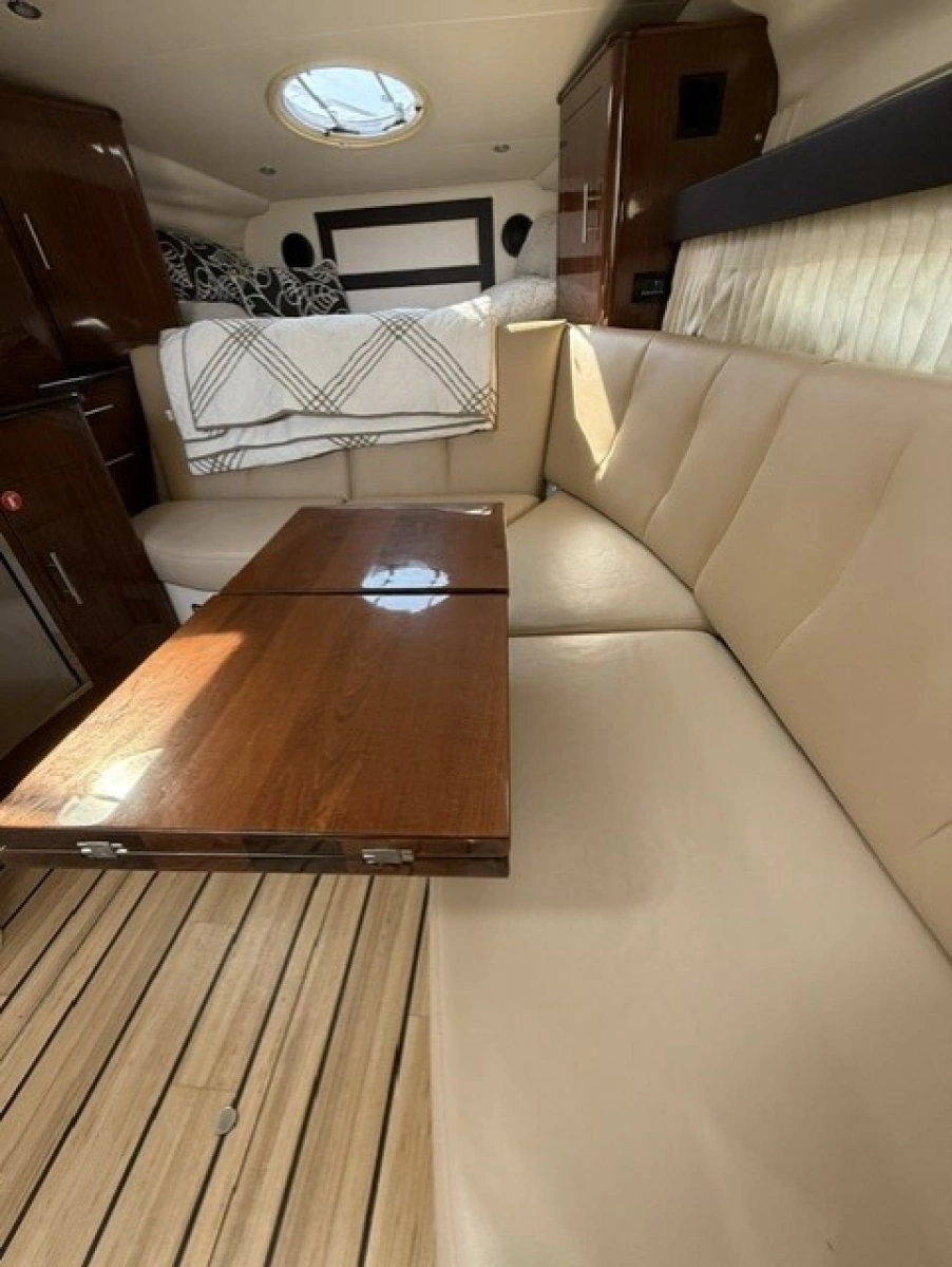 32ft Regal Yacht For Sale