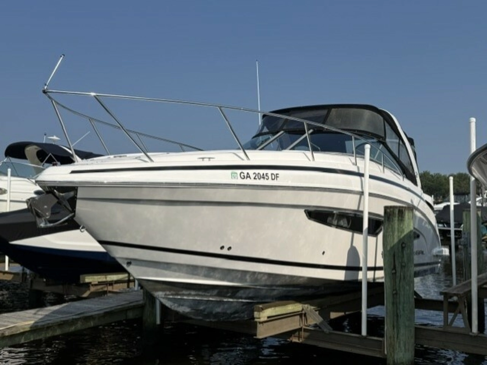 32ft Regal Yacht For Sale