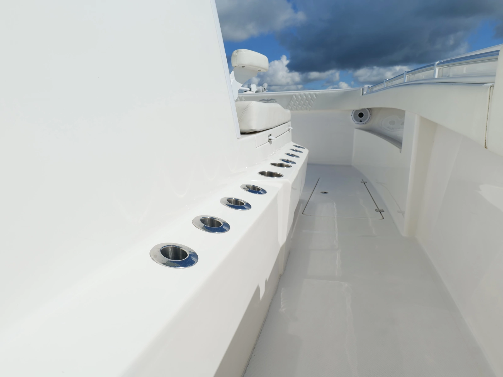 2022 Invincible 33 Catamaran