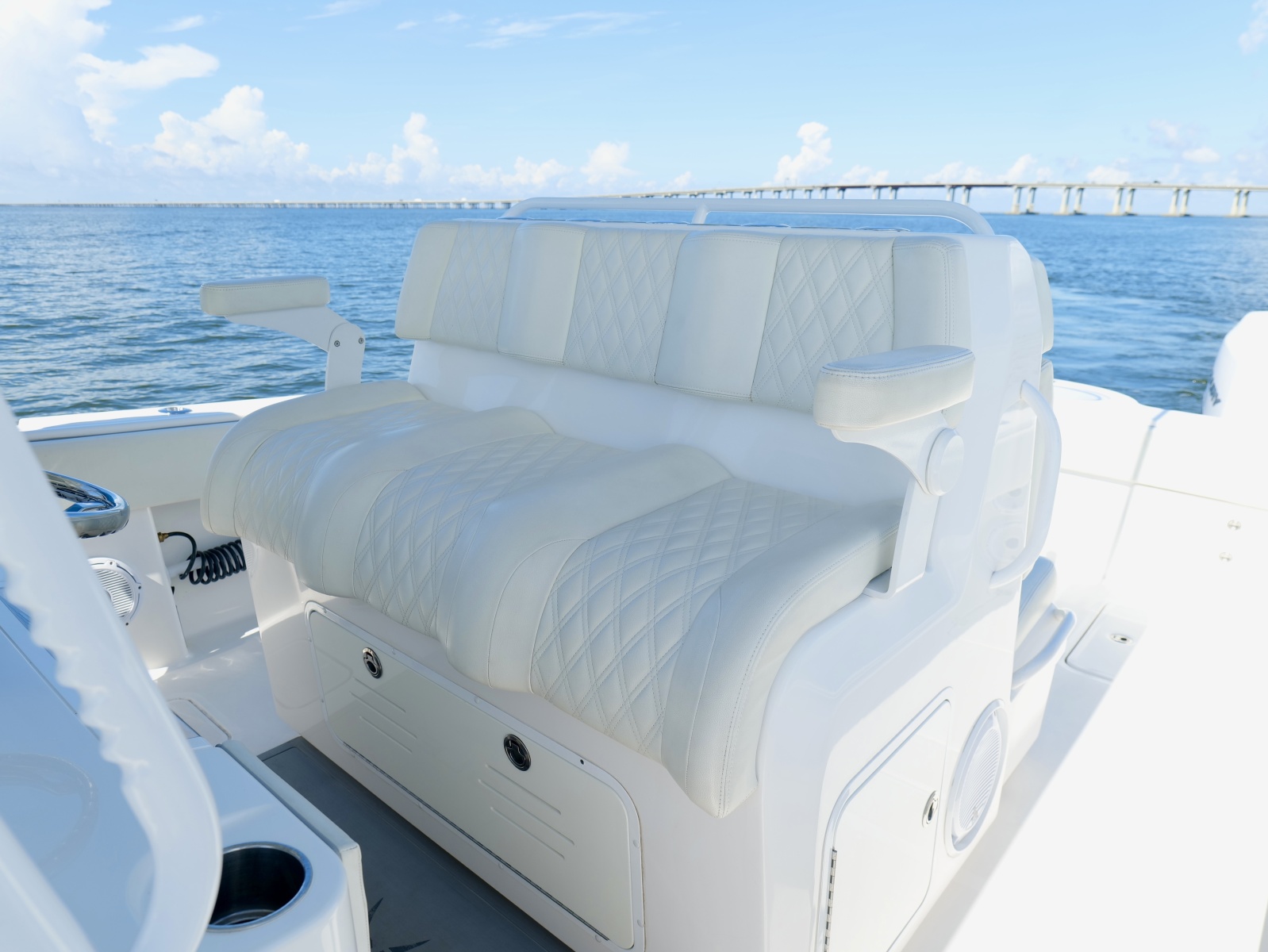 2022 Invincible 33 Catamaran