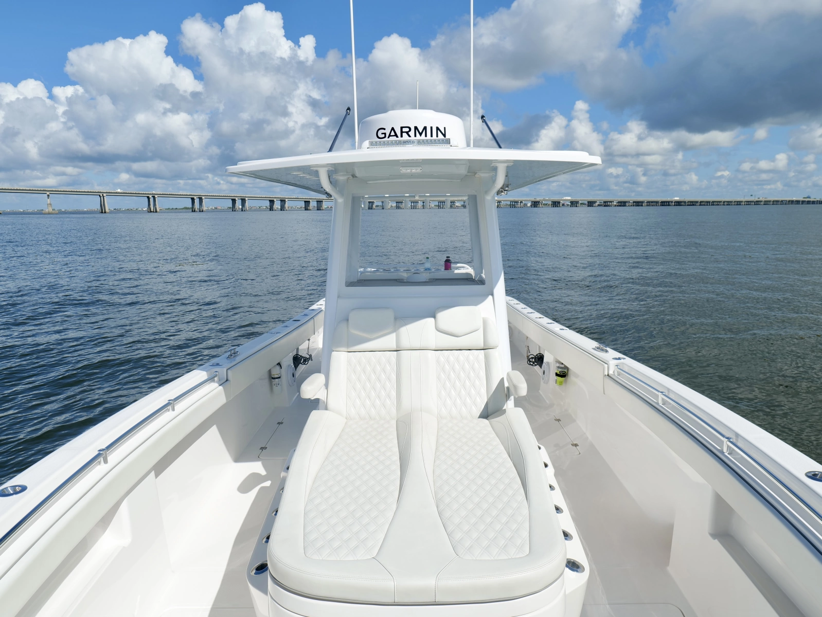 2022 Invincible 33 Catamaran