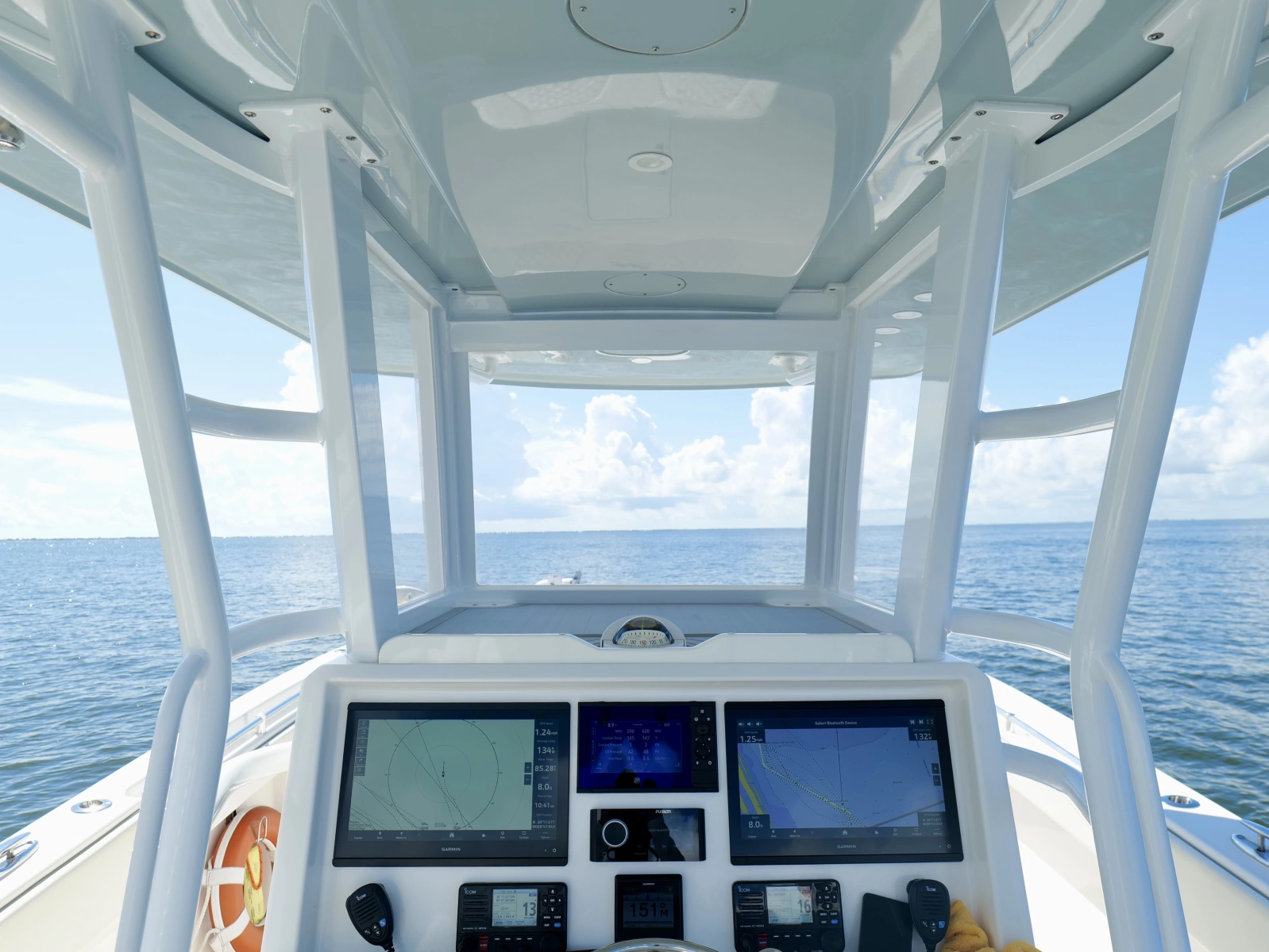 2022 Invincible 33 Catamaran