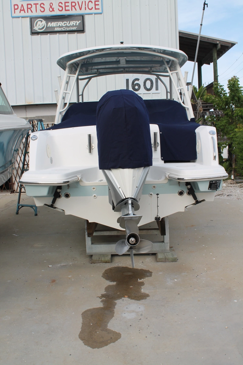 23ft Boston Whaler Yacht For Sale