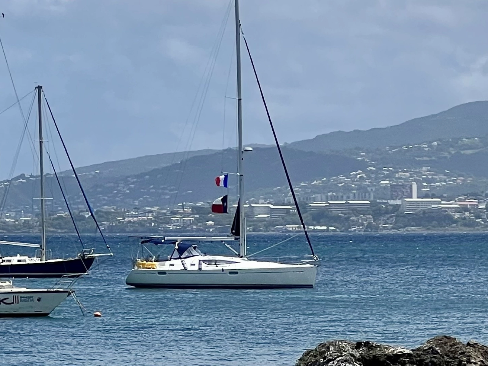 2006 Jeanneau 42DS