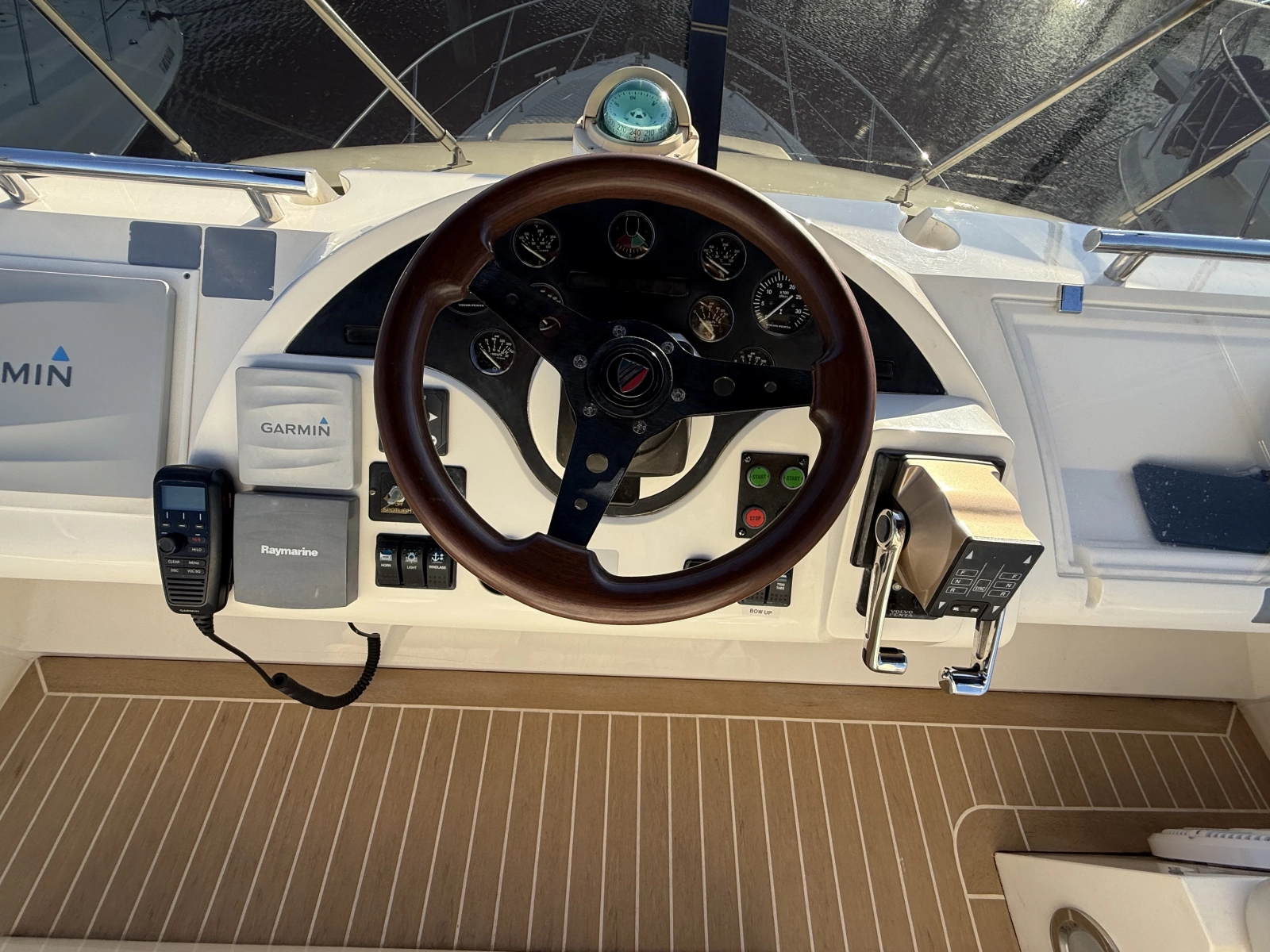 2004 Fairline Phantom 40