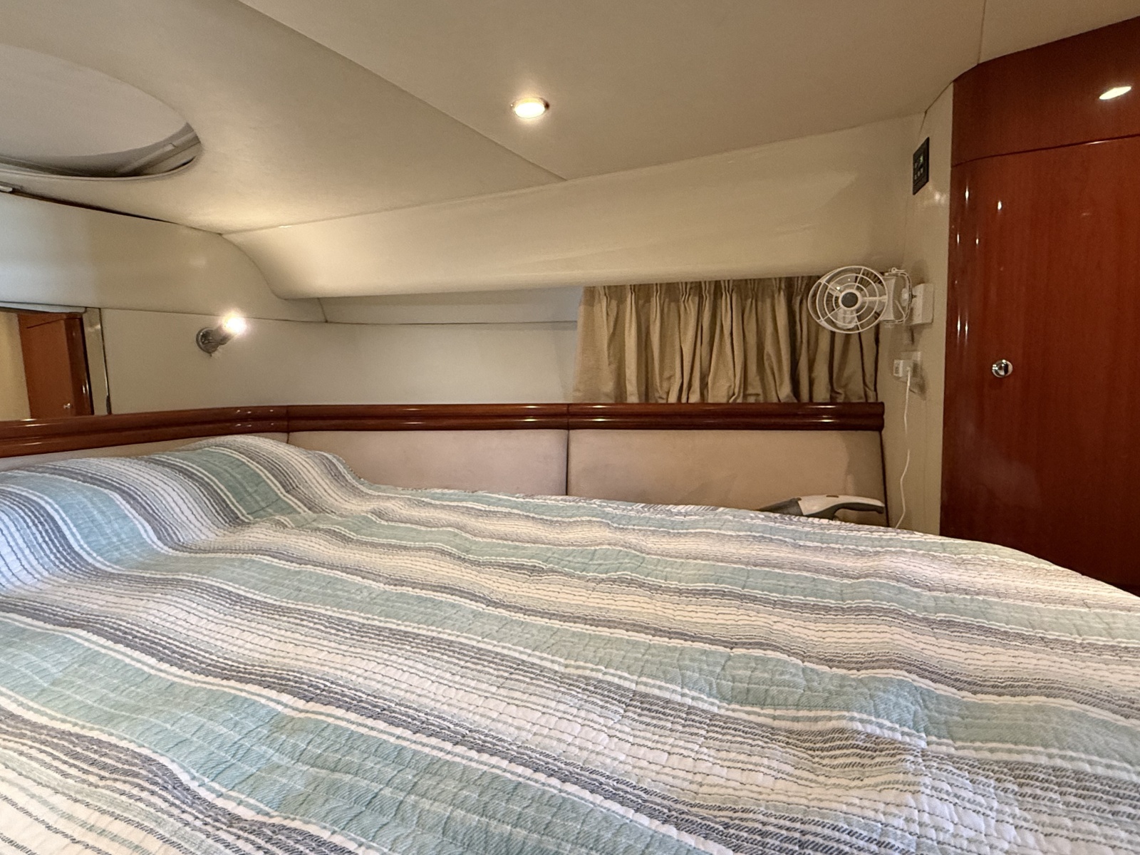 2004 Fairline Phantom 40