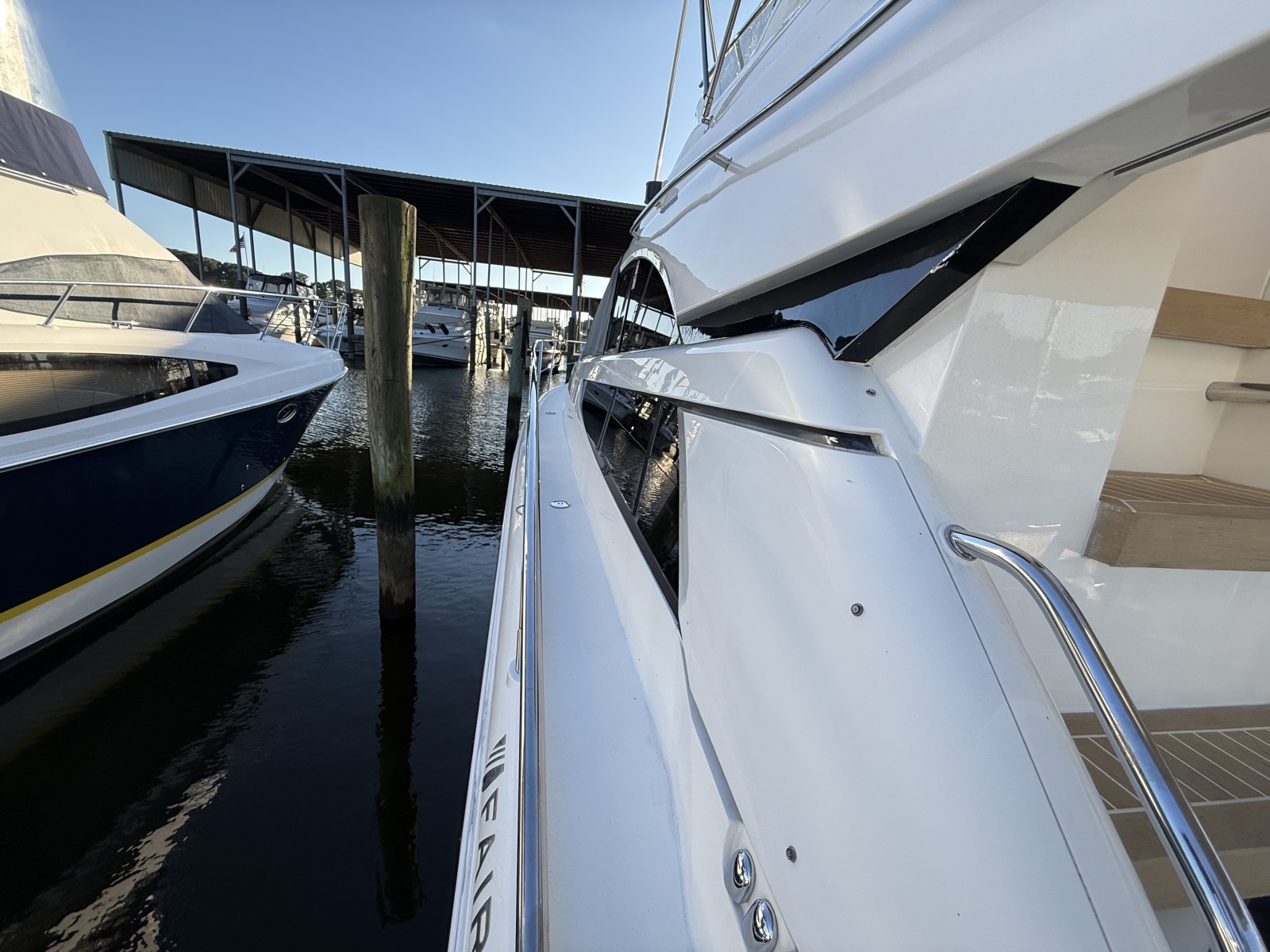 2004 Fairline Phantom 40