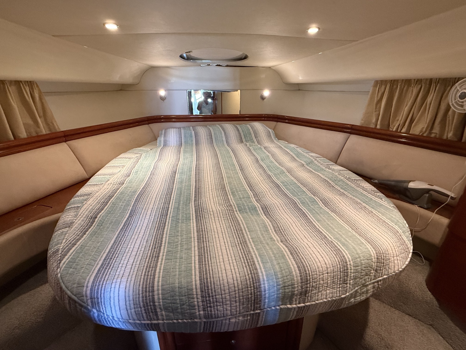 2004 Fairline Phantom 40