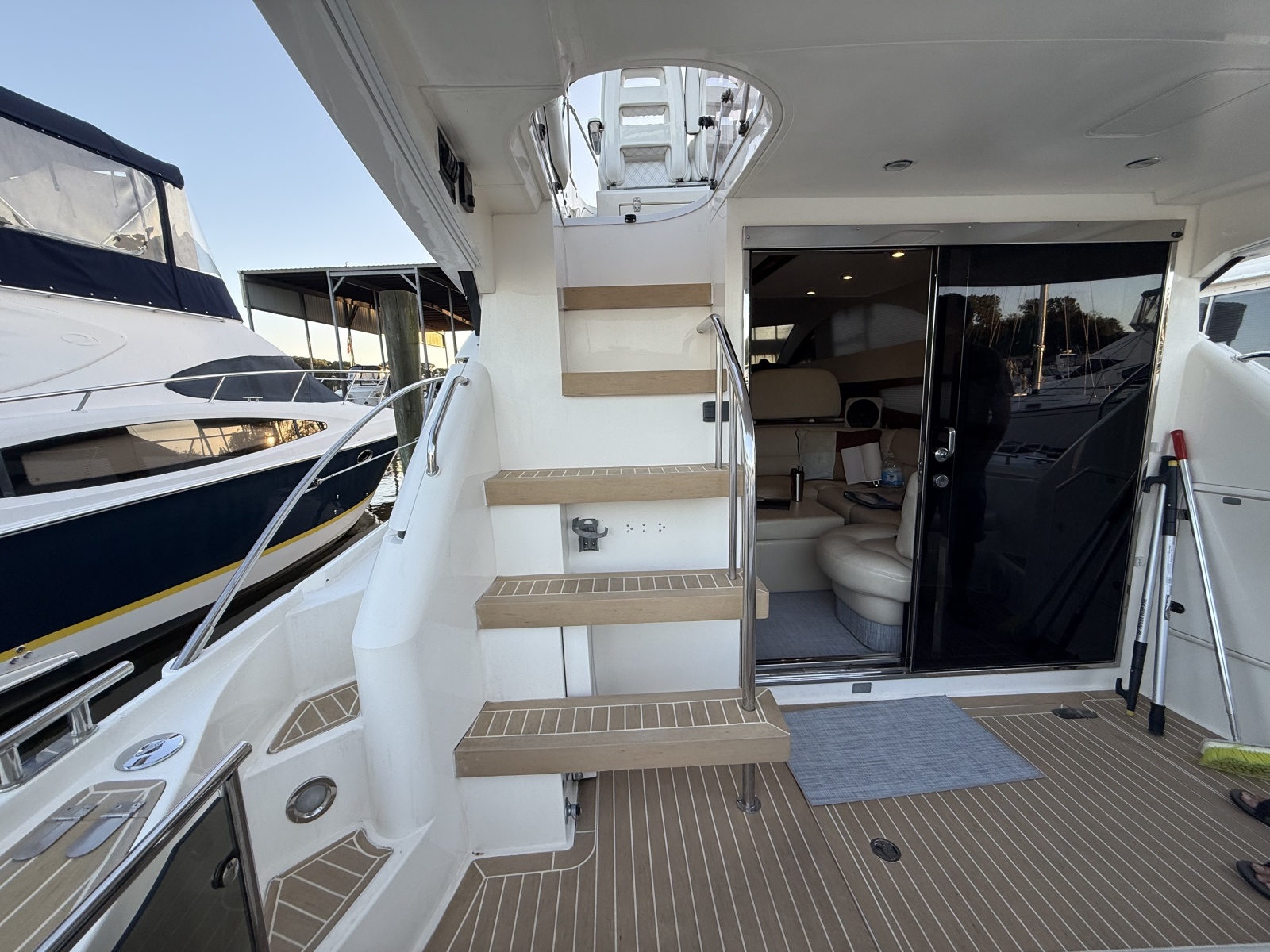2004 Fairline Phantom 40