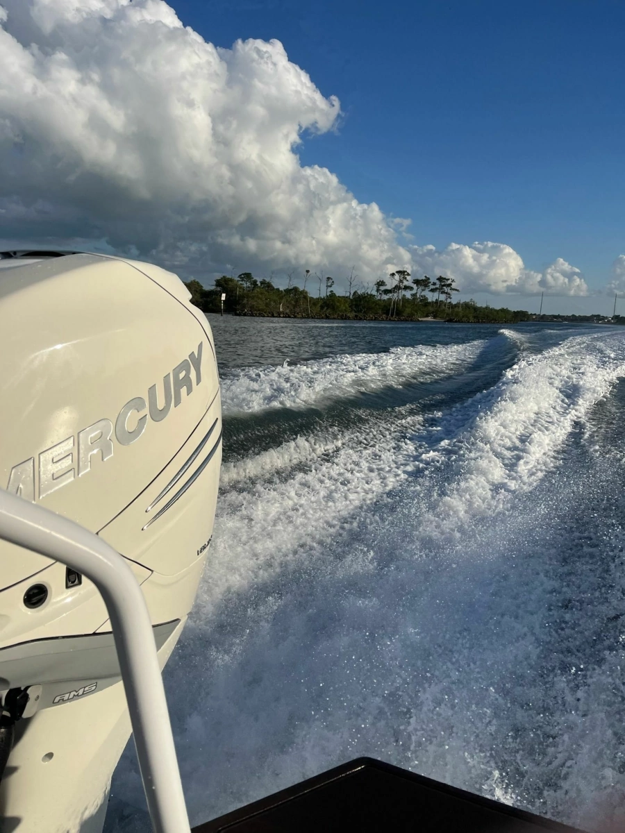2017 Axopar 28 T-Top