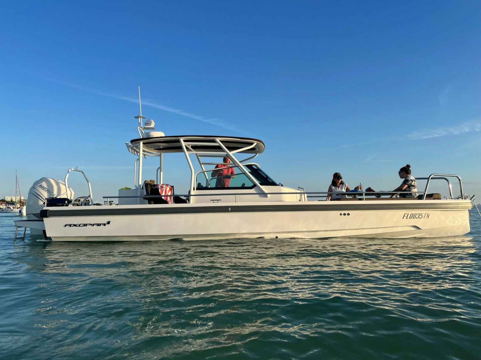 2017 Axopar 28 T-Top