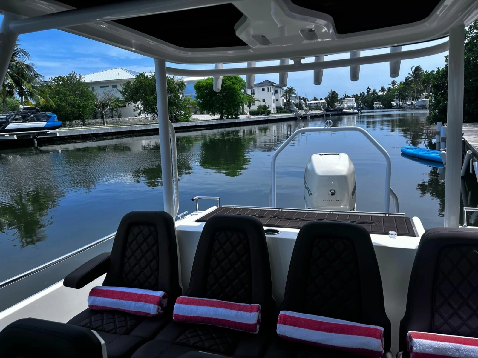 2017 Axopar 28 T-Top