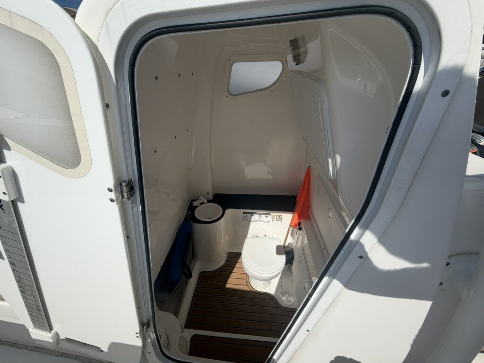 2016 Sea Fox 288 Commander